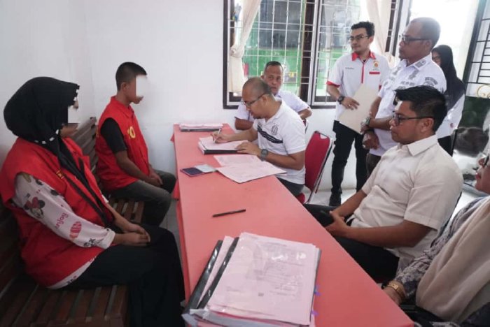 Satpol PP dan WH Aceh Besar Serahkan Muda-Mudi Pesta Miras dan Seks ke Kejari
