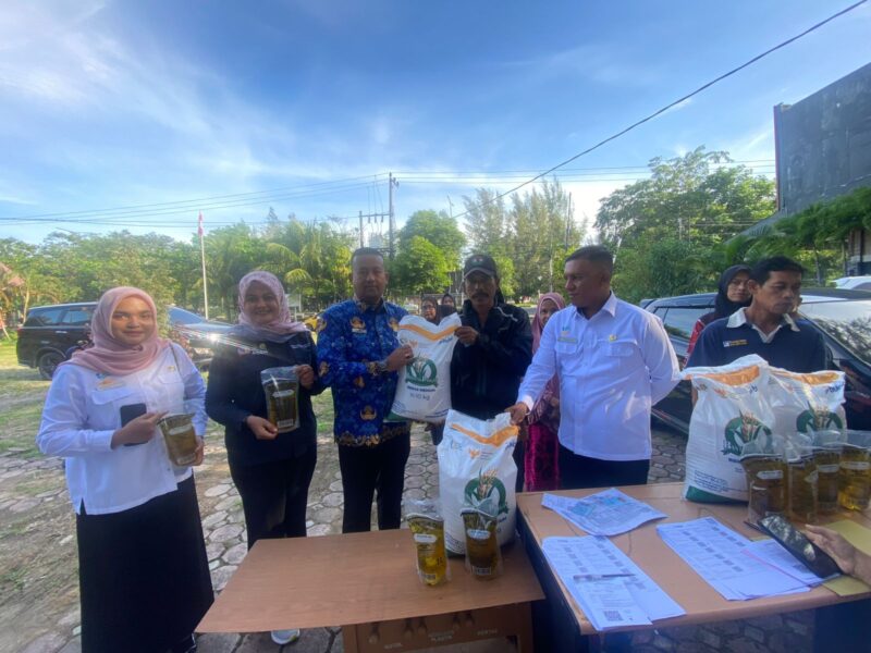 Pemerintah Aceh Salurkan Bantuan Pangan Beras dan Minyak Goreng untuk 9.996 KPM di Kota Banda Aceh