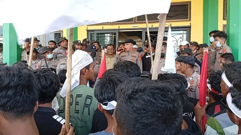 Kapolres Aceh Tamiang Pimpin Pengamanan Unjuk Rasa dan Aksi Damai Oleh Masyarakat