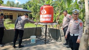 Kapolres Pidie Serahkan Dua Unit Sumur Bor Bantuan Kapolda Aceh untuk Warga Kembang Tanjung