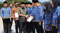 Bupati Aceh Timur Al-Farlaky Lantik 4.816 PPPK Paruh Waktu