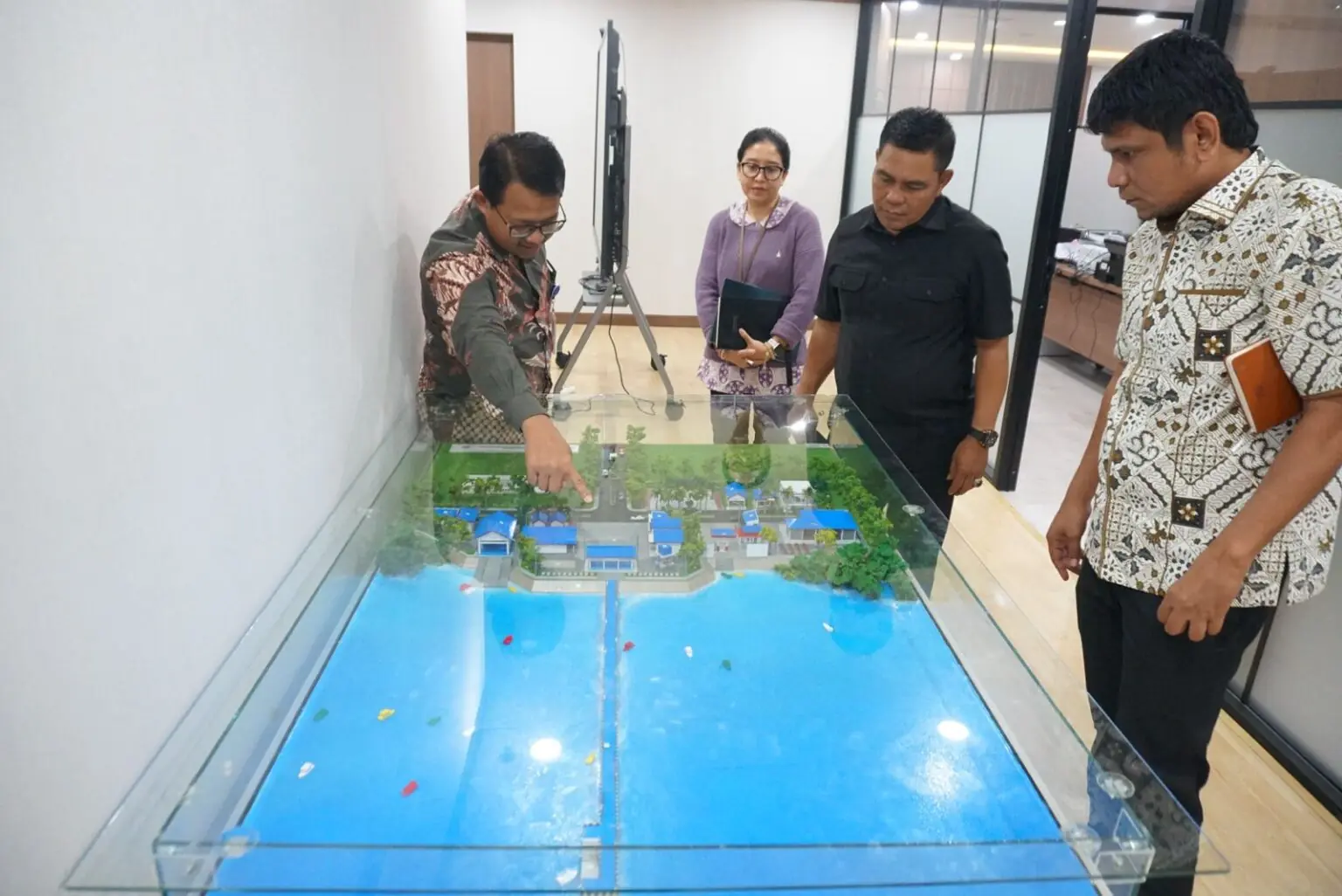 Jumpai KPP RI, Bupati Syech Muharram Pastikan Kampung Nelayan Dibangun di Aceh Besar pada 2026