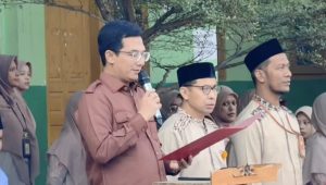 Ketua DPRK Banda Aceh Jadi Pembina Upacara di SDIT Islah, Pesankan Disiplin dan Berani Bermimpi Besar