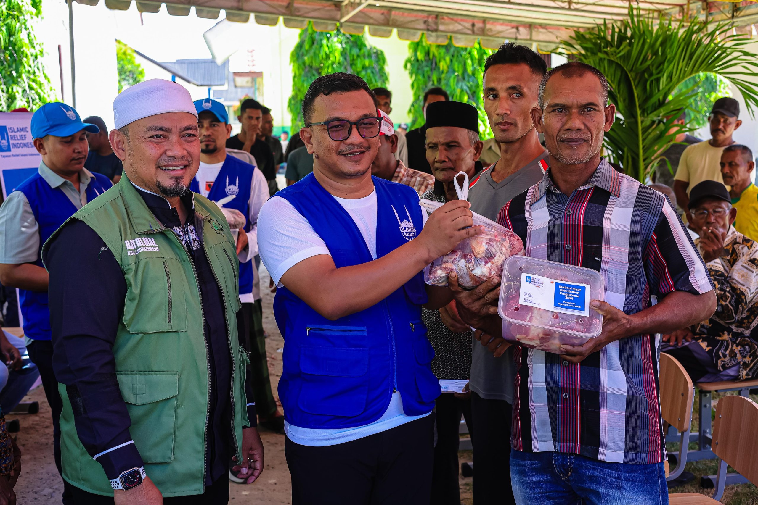 Islamic Relief Indonesia dan Baitul Mal Lhokseumawe kembali menyalurkan amanah kurban pada hari keempat Tasyrik Iduladha 1447 Hijriah dengan menambah 5 ekor sapi kurban, tahun ini mencapai 33 ekor sapi kurban untuk masyarakat di Kota Lhokseumawe, Aceh. Sabtu, 30 Mei 2026. Foto: Dok Islamic Relief